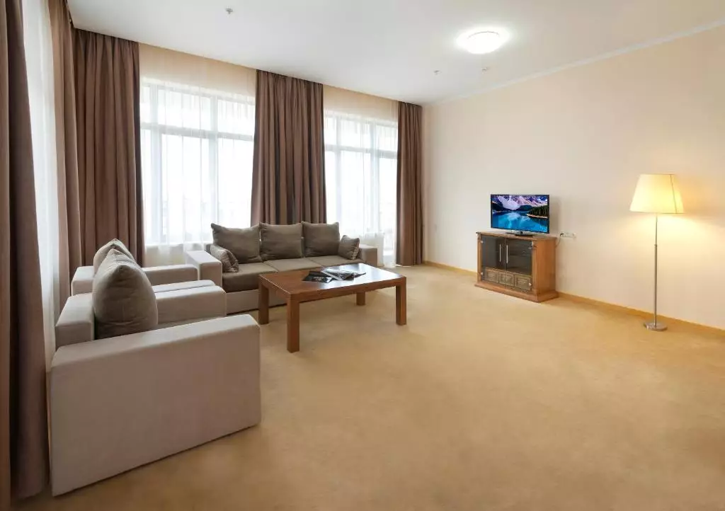 هتل آنی پلازا ایروان