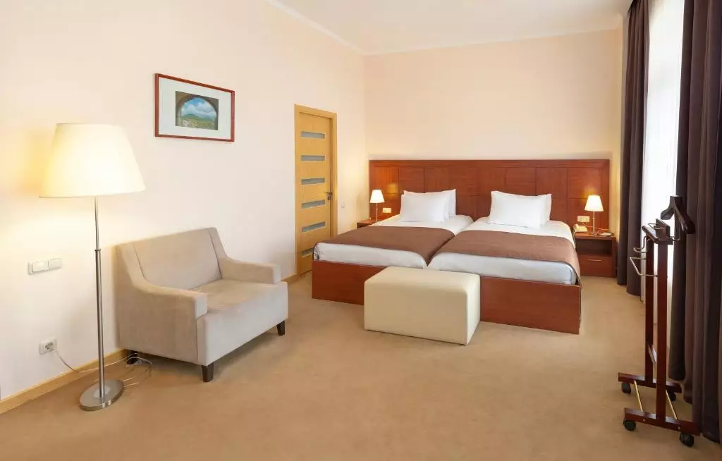 آنی پلازا ایروان