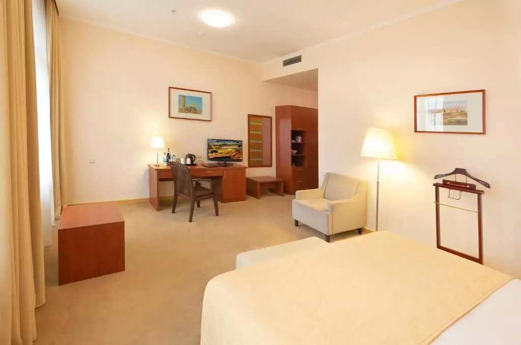 آنی پلازا ایروان