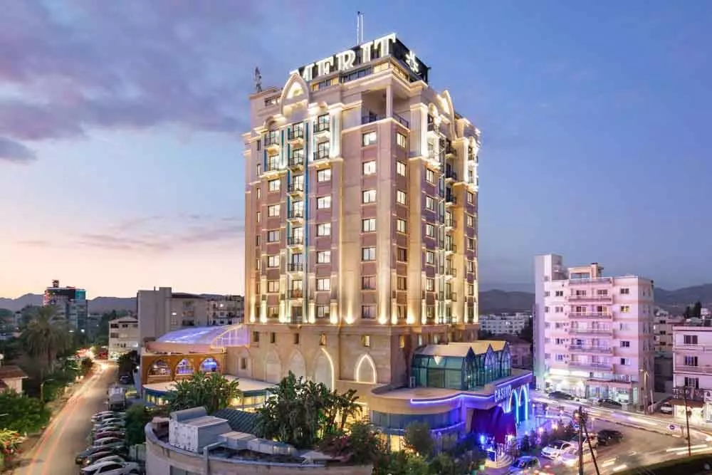 مریت لفکوشا