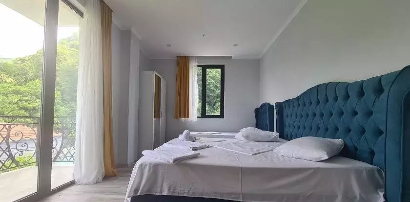 بست پوینت باتومی