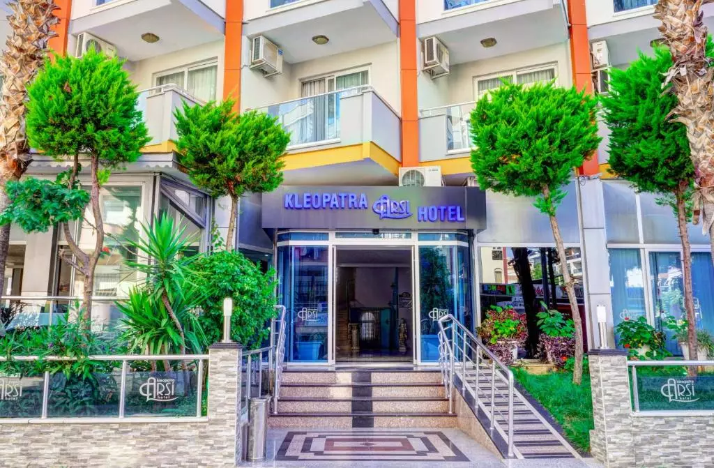 کلوپاترا ارسی