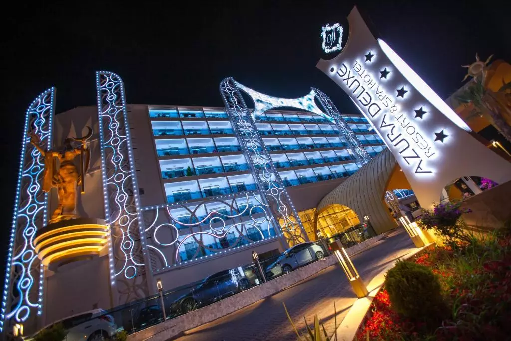 آزورا دولوکس ریزورت