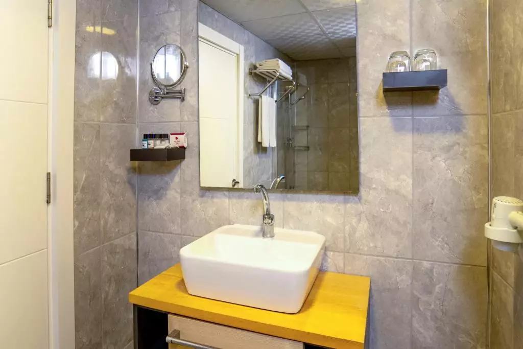 رویال تاورز کریش