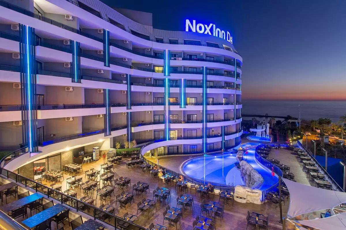 نوکسین دولوکس آلانیا