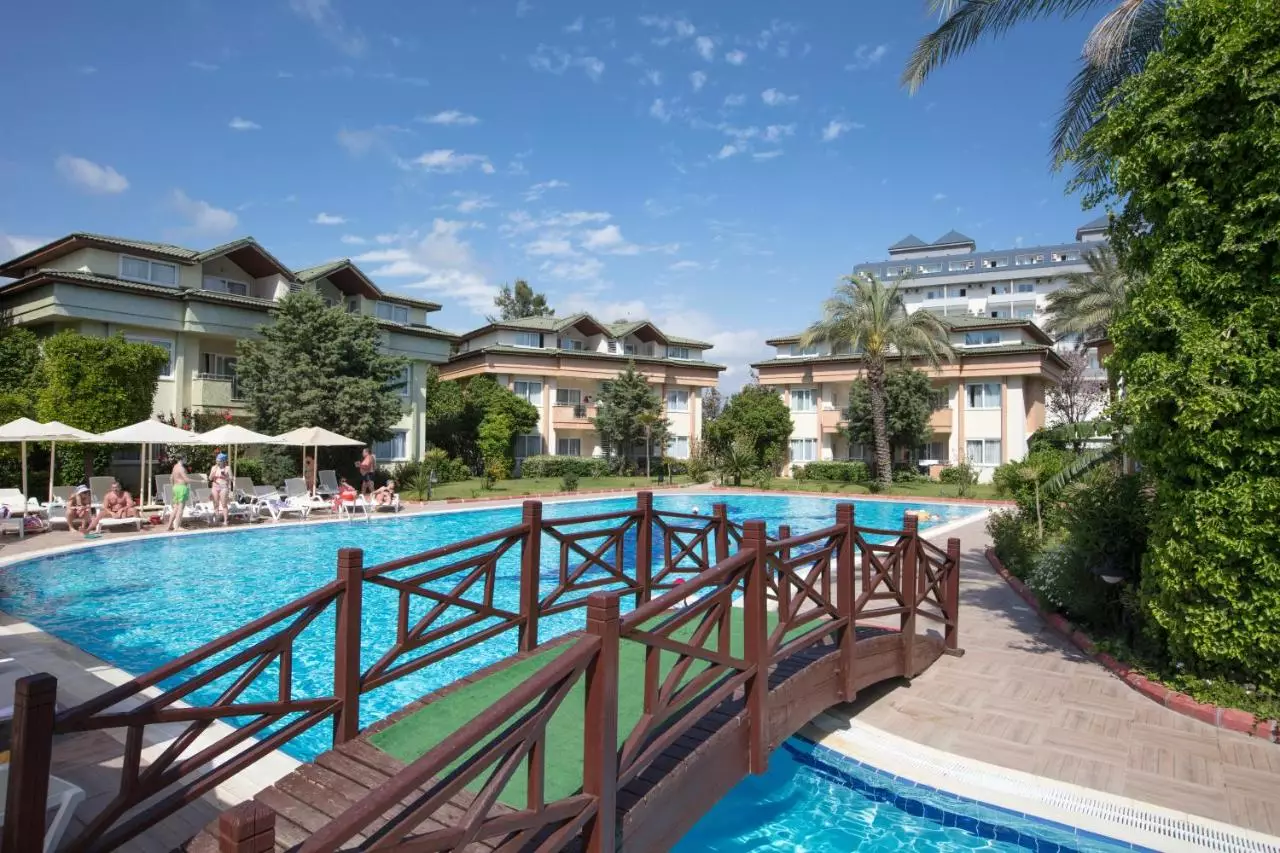 آیدین بی گلد دریمز آلانیا