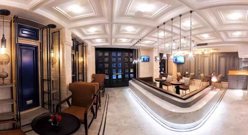 مارون توم توم استانبول