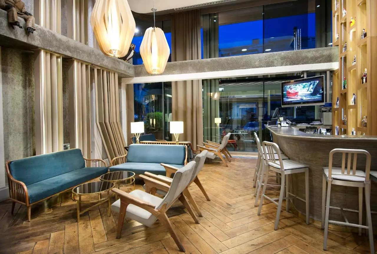 ستیا (مارمارا شیشلی)