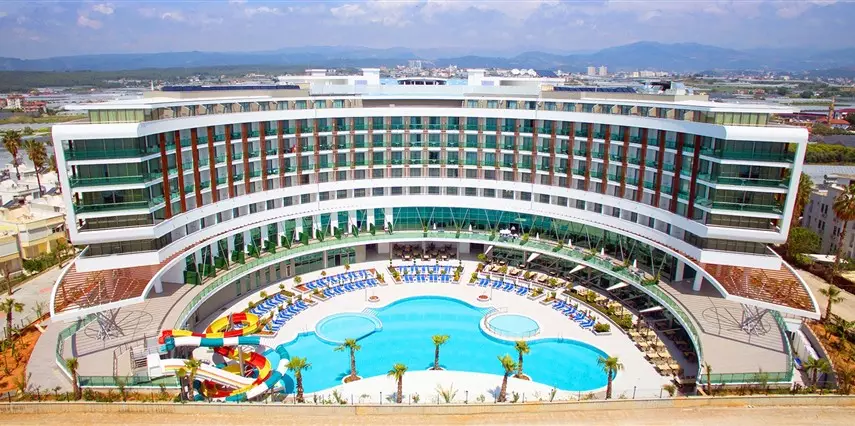 زوریا دولوکس آلانیا