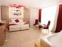 هتل دورا بیچ مارماریس