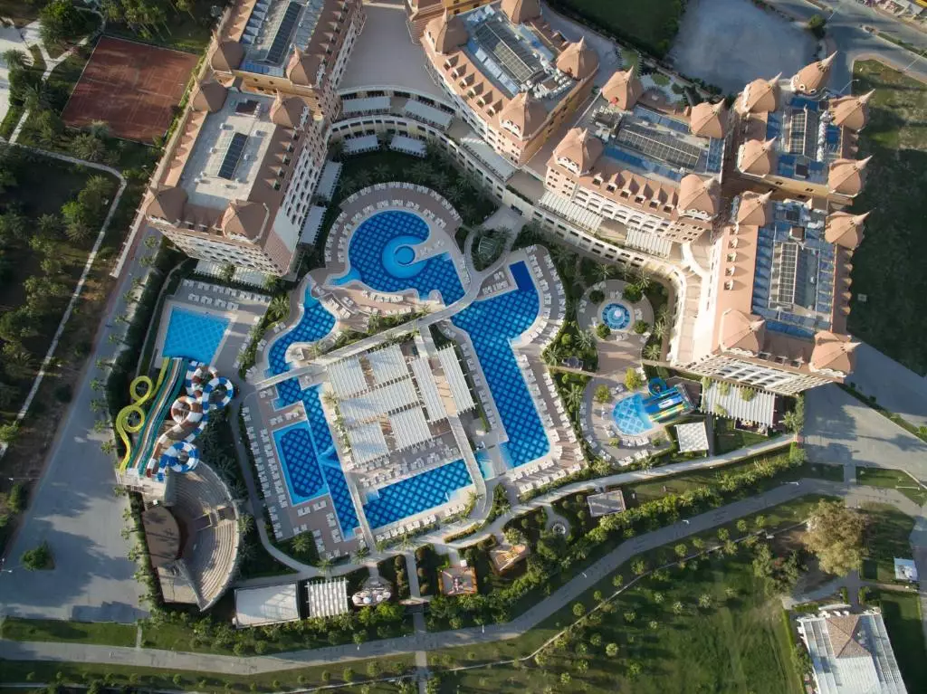 رویال الهمبرا پالاس