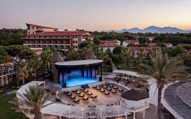 پاپیلون بلویل