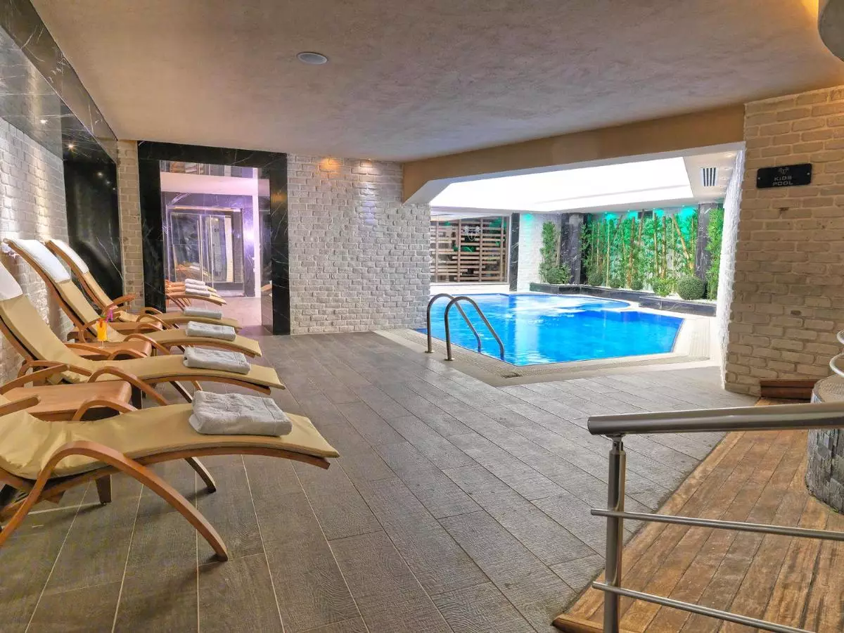 مرکور بومونتی استانبول