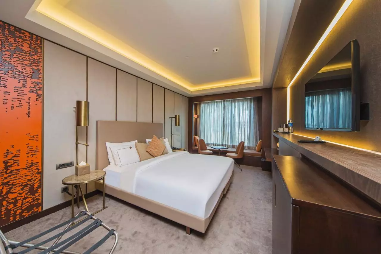 ناز سیتی تکسیم استانبول