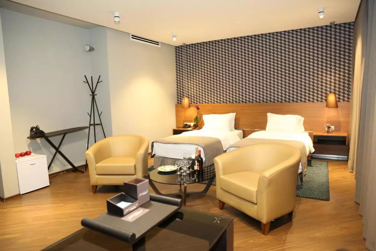 گلدن پالاس تفلیس