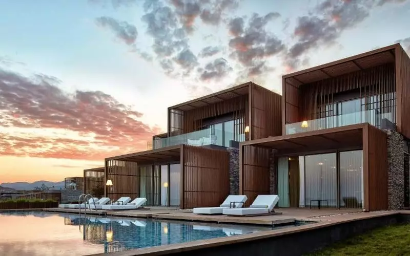 مکس رویال کمر آنتالیا