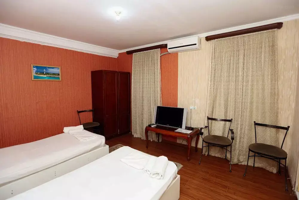 ایساکا تفلیس