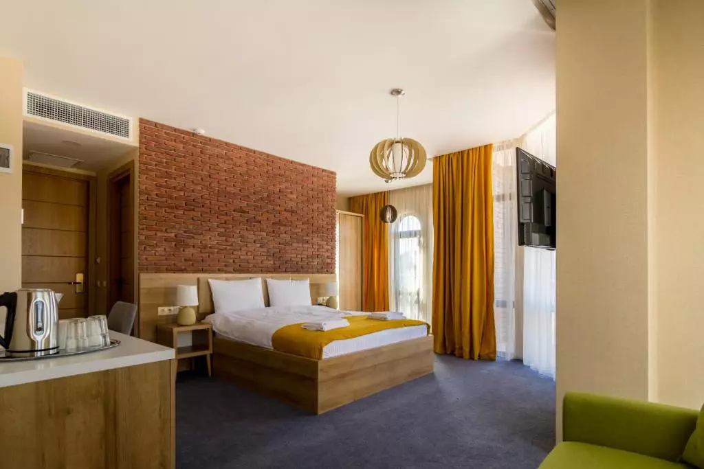 لندن باتومی