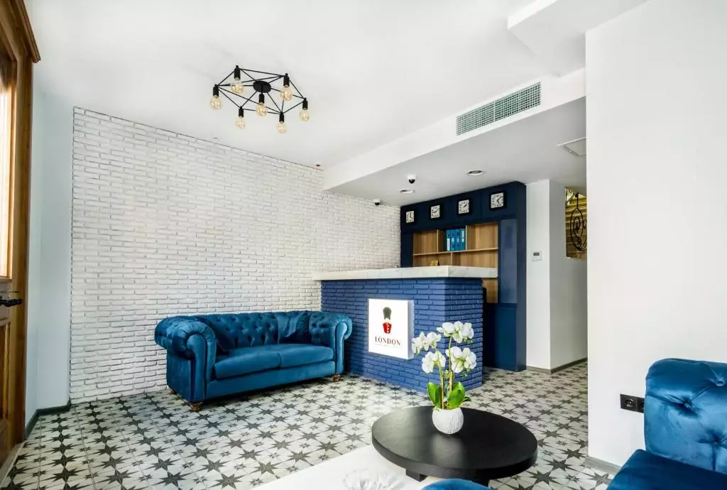 لندن باتومی