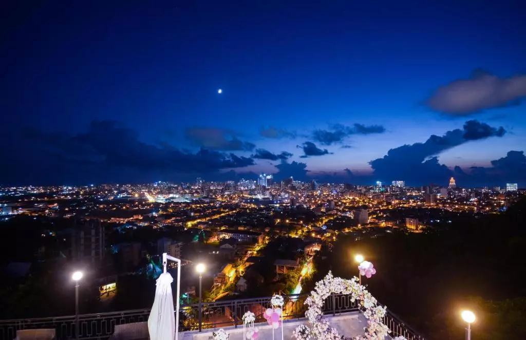 اسپوتنیک باتومی