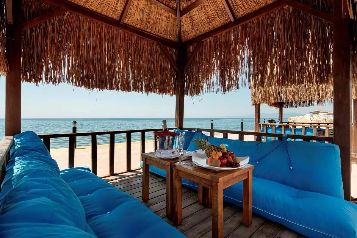 لو بلو اند ریزورت کوش آداسی