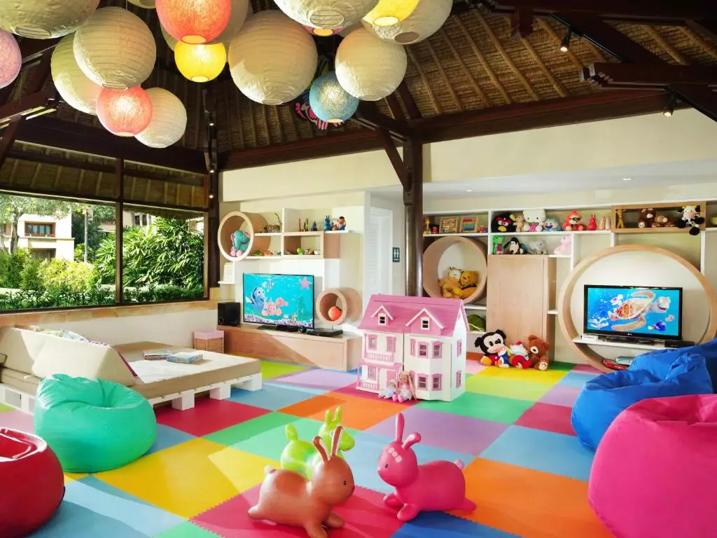 آیانا سگارا بالی