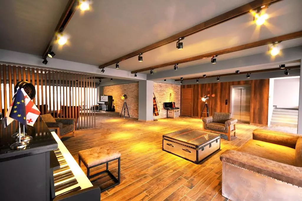 هتل جاز تفلیس