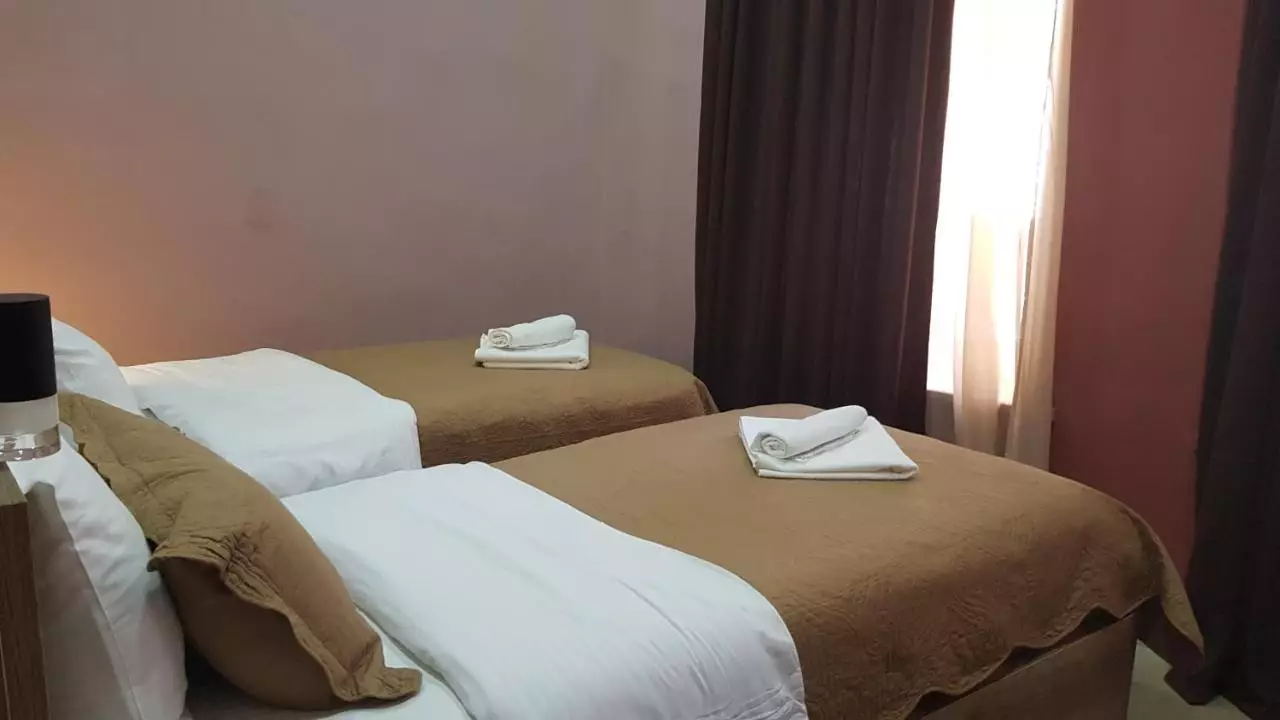 اپیک میدان تفلیس