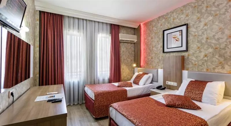 بل پوینت بیچ آنتالیا