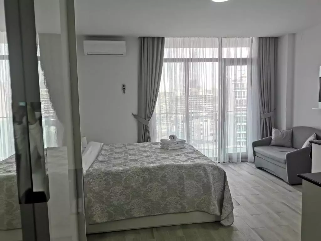 آکوا باتومی اند اپارتمنت