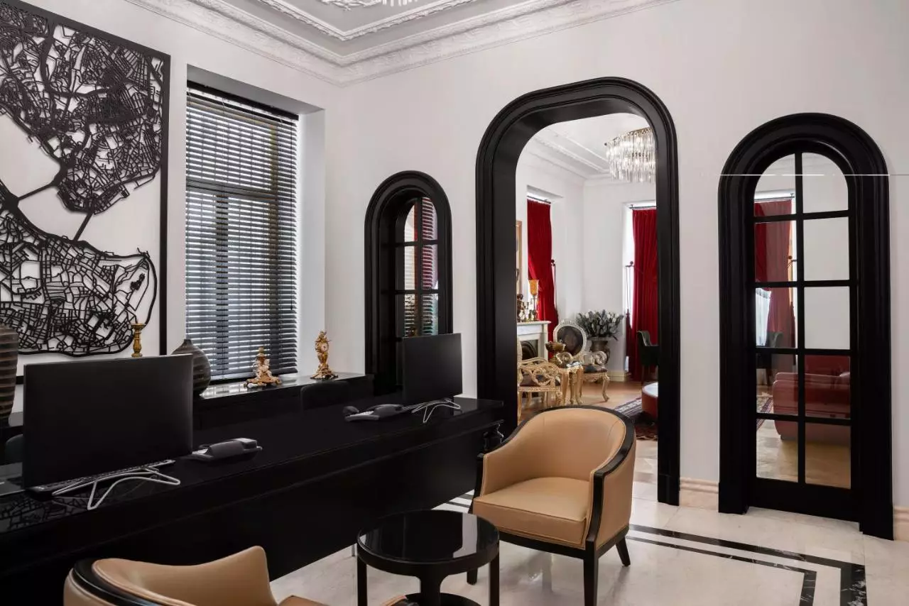 آکا لاش تکسیم استانبول