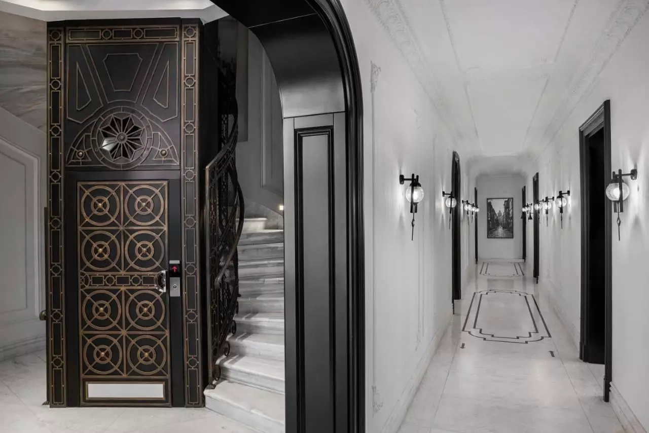 آکا لاش تکسیم استانبول