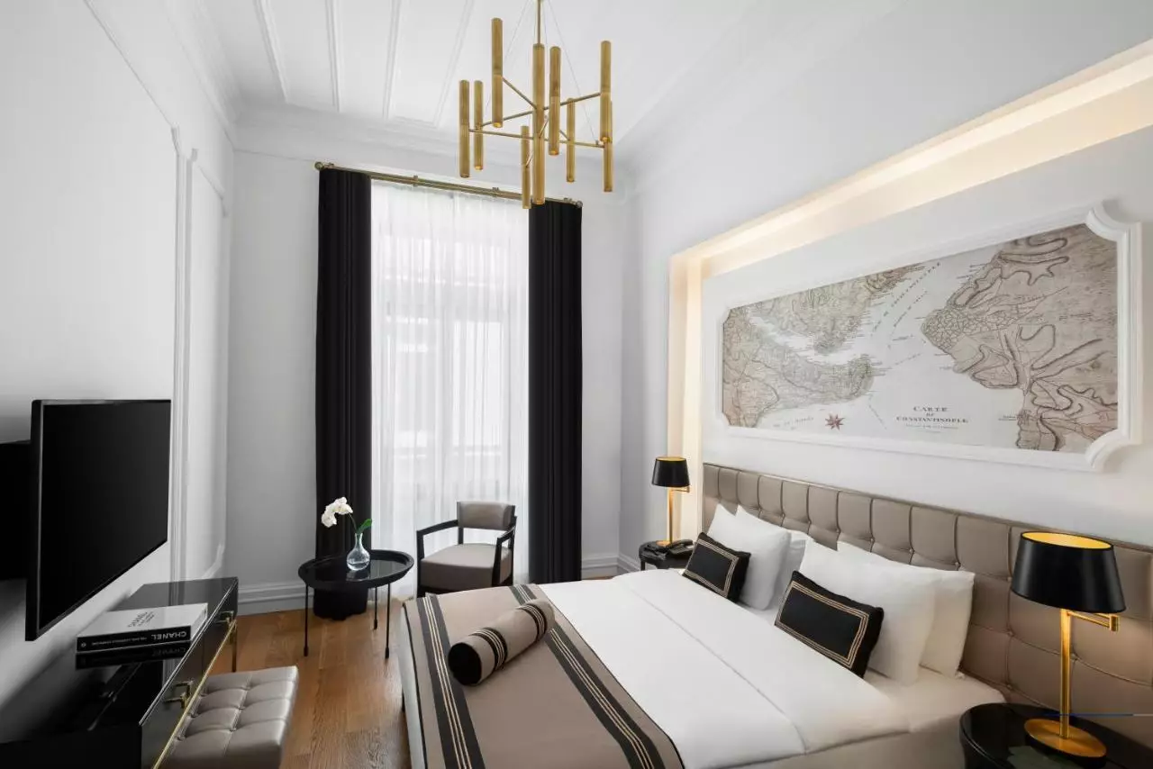 آکا لاش تکسیم استانبول