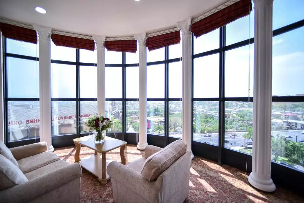 متروپل ایروان