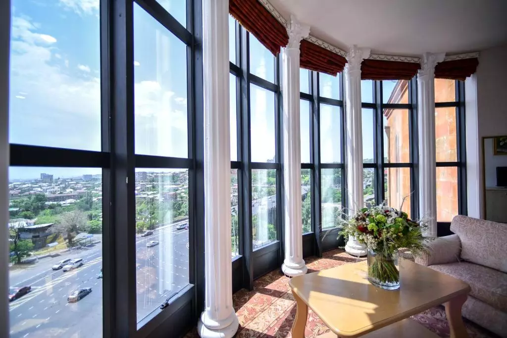 متروپل ایروان