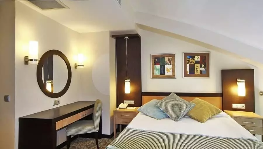 رویال وینگز آنتالیا