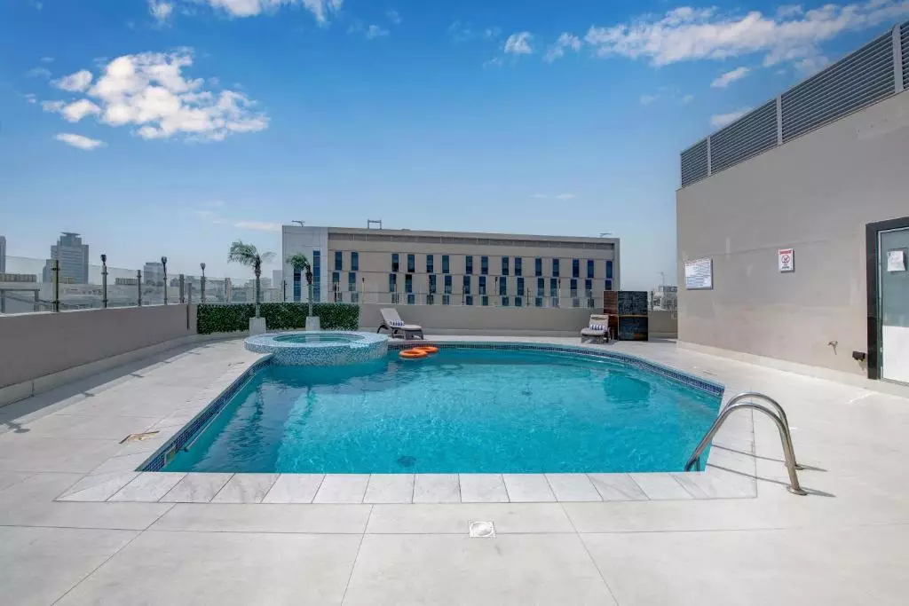 هاوارد جانسون پلازا بای ویندهام دبی دیره