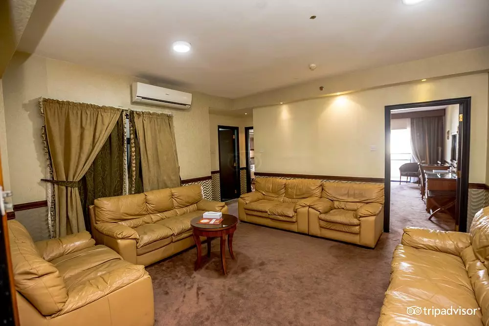 دبی پالم دبی