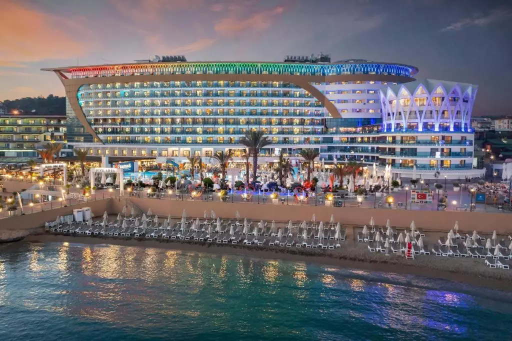 گرانادا لاکچری اوکورچالار آلانیا