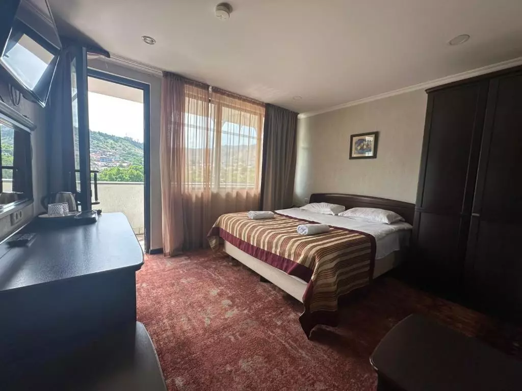 بکا پالاس تفلیس