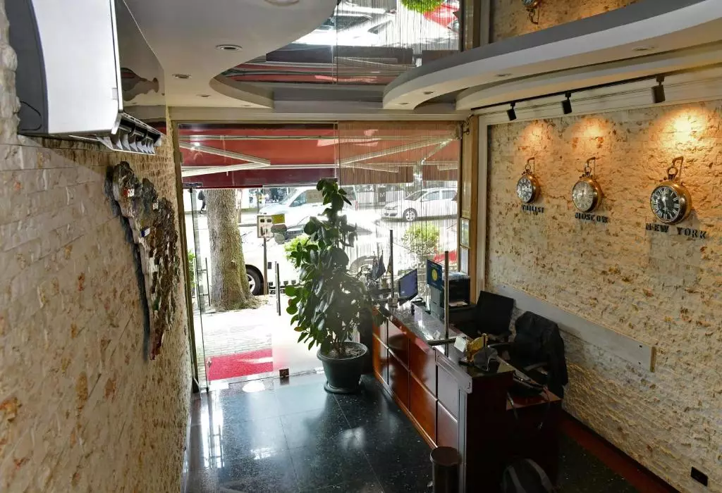 آنتیکا باتومی