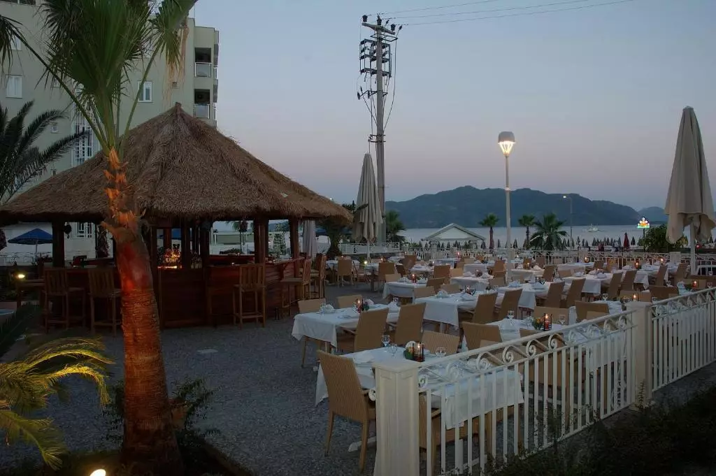 هتل هاوایی مارماریس