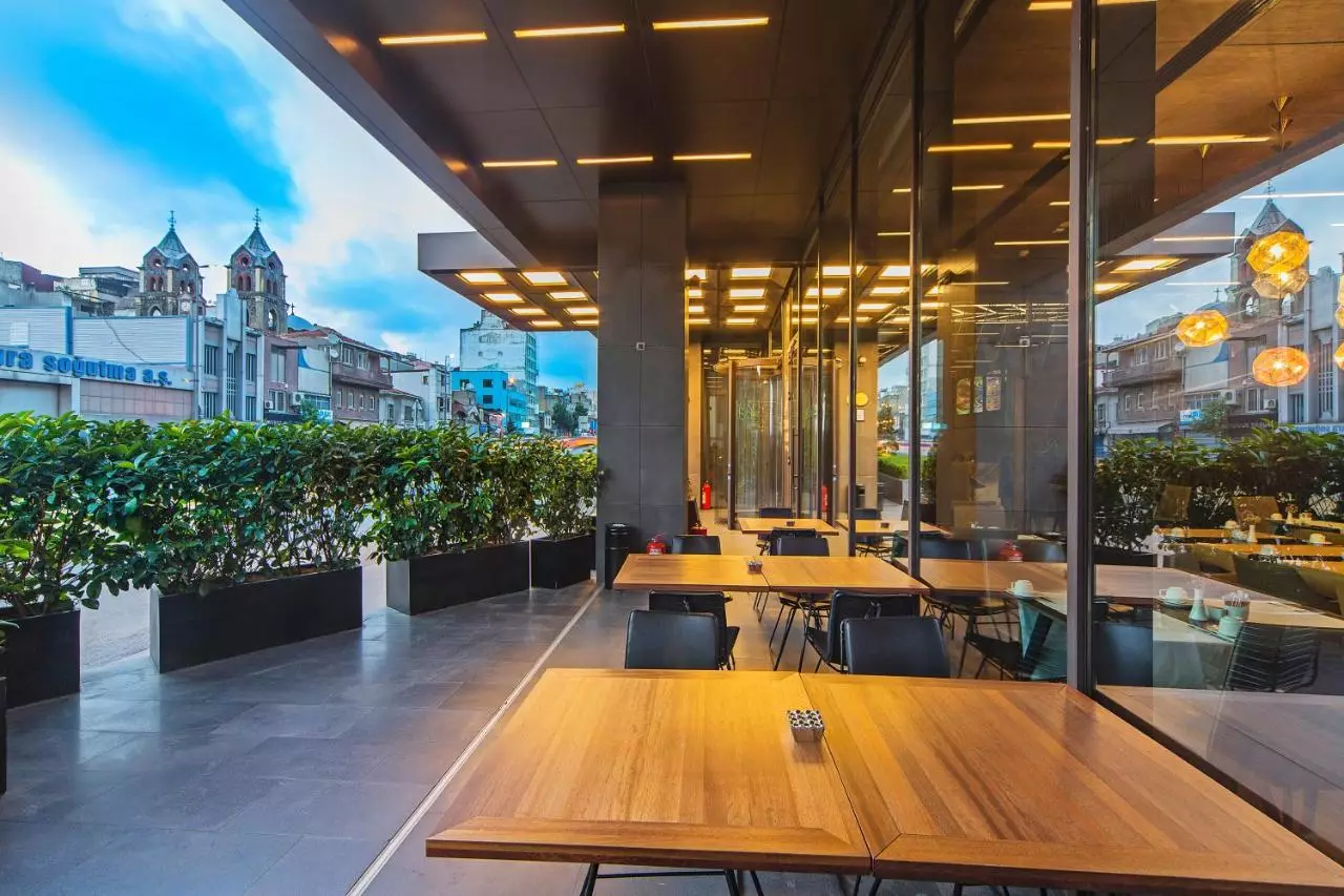 ناز سیتی تکسیم استانبول