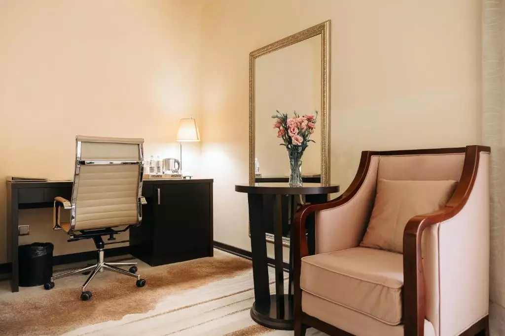 پاریس ایروان