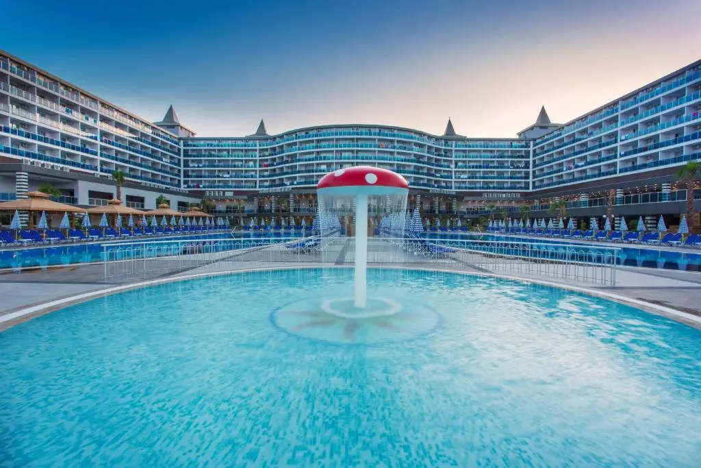 افتالیا اوشن آلانیا