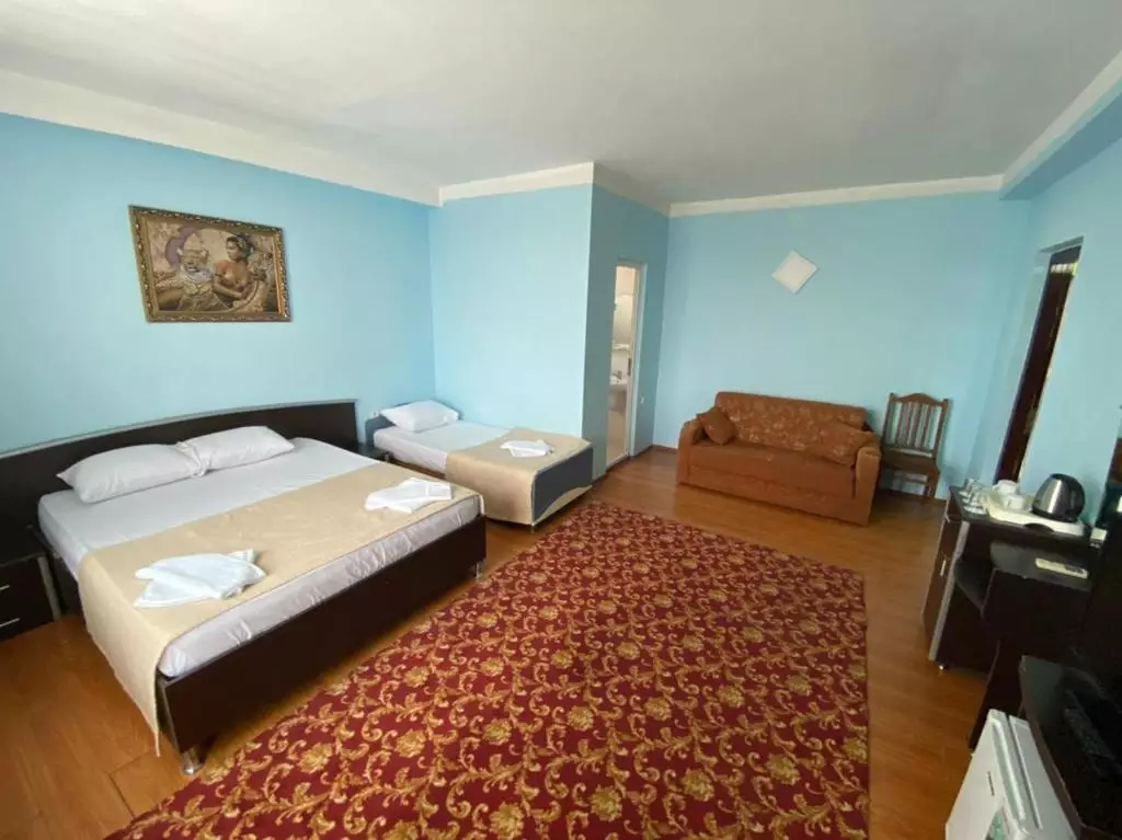 جناتسویل باتومی