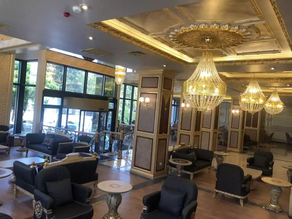 گلدن هیل داون تاون استانبول