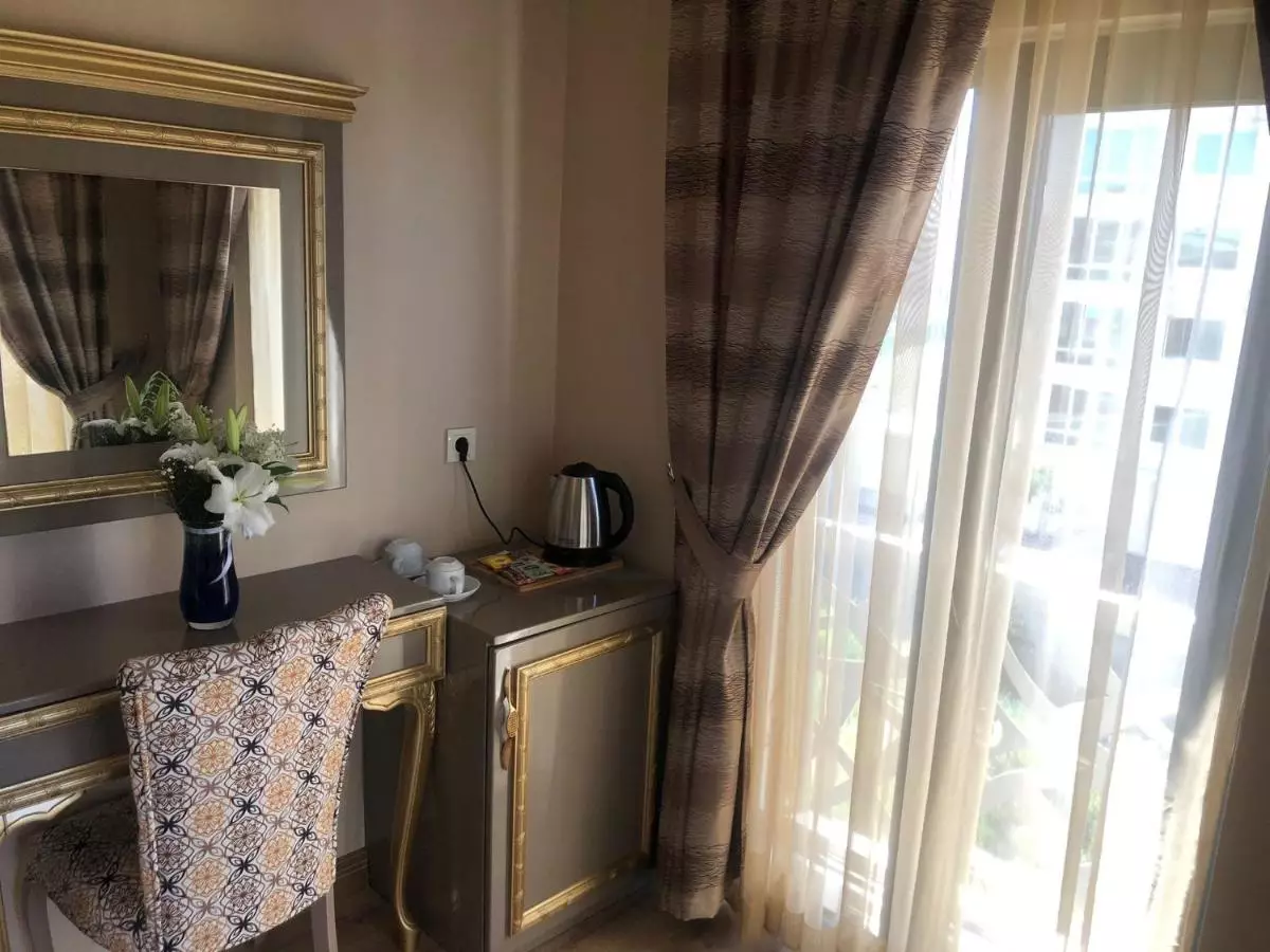 هتل گلدن هیل داون تاون استانبول