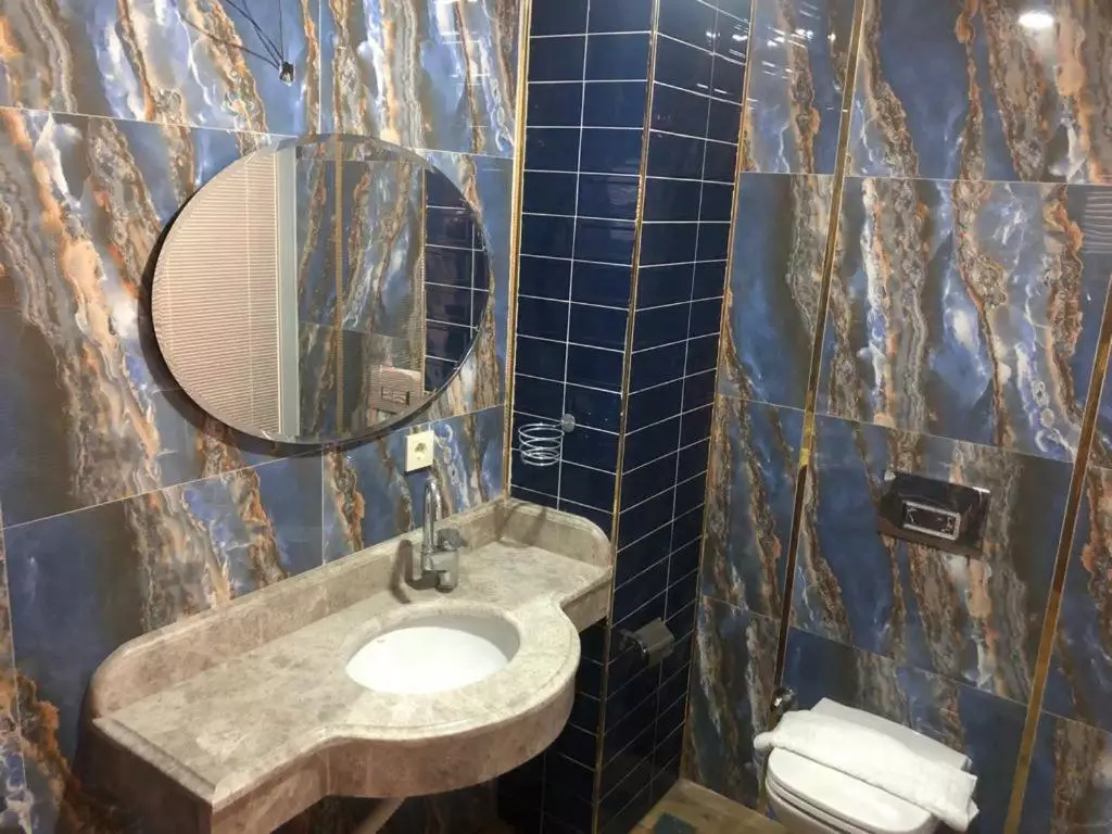 گلدن هیل داون تاون استانبول