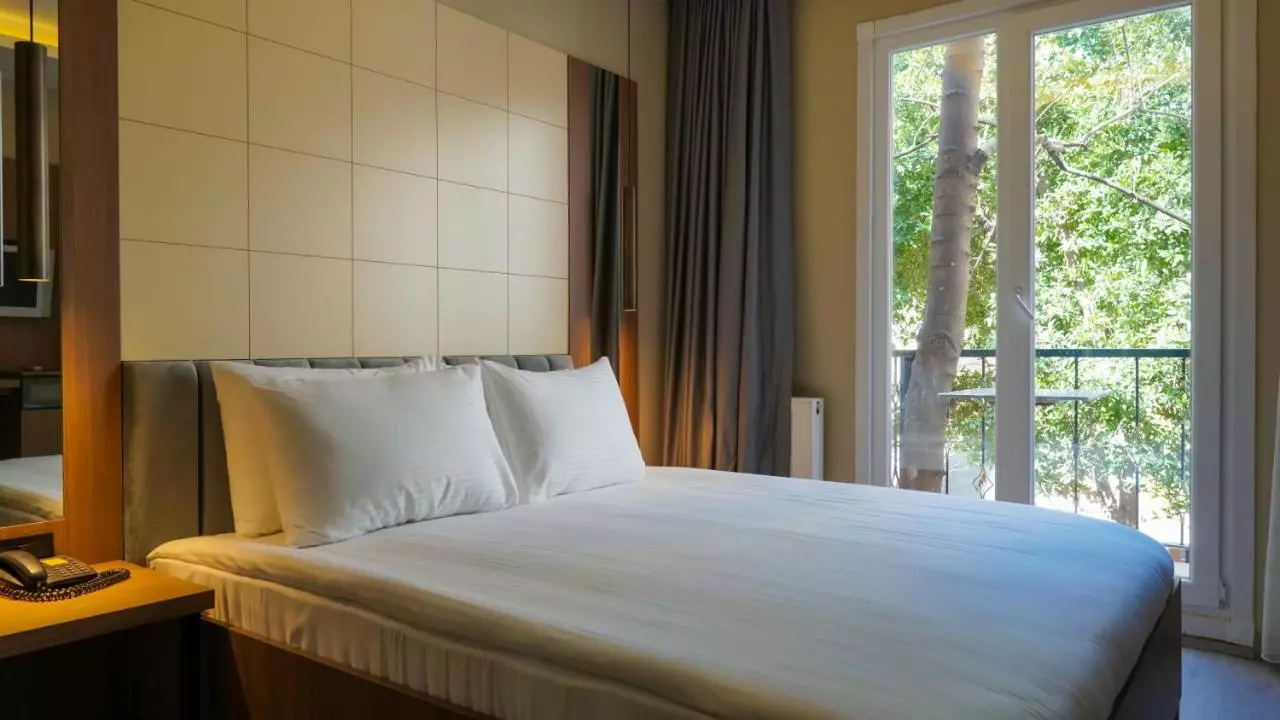 آراچ هاربی استانبول